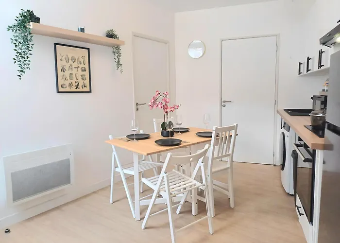 Le Clos Carnot 3 - Proche Commodités